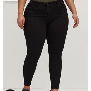 Torrid Bombshell Skinny Jean- Premium Stretch Black